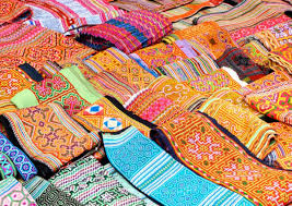 Ảnh của Khăn thổ cẩm Mường Khòong